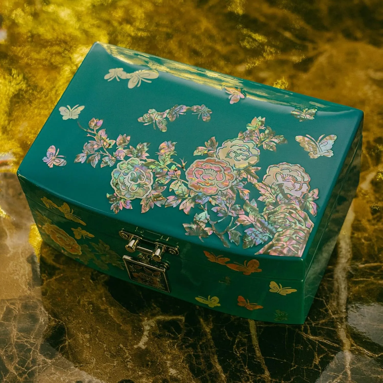 Birthday Christmas Gifts for Women (Crystal Blue) February Mountain Mother of Pearl Small Jewelry Box for Women Wife Display for Earrings Bracelets Baltic Rings Watches Anniversary 
