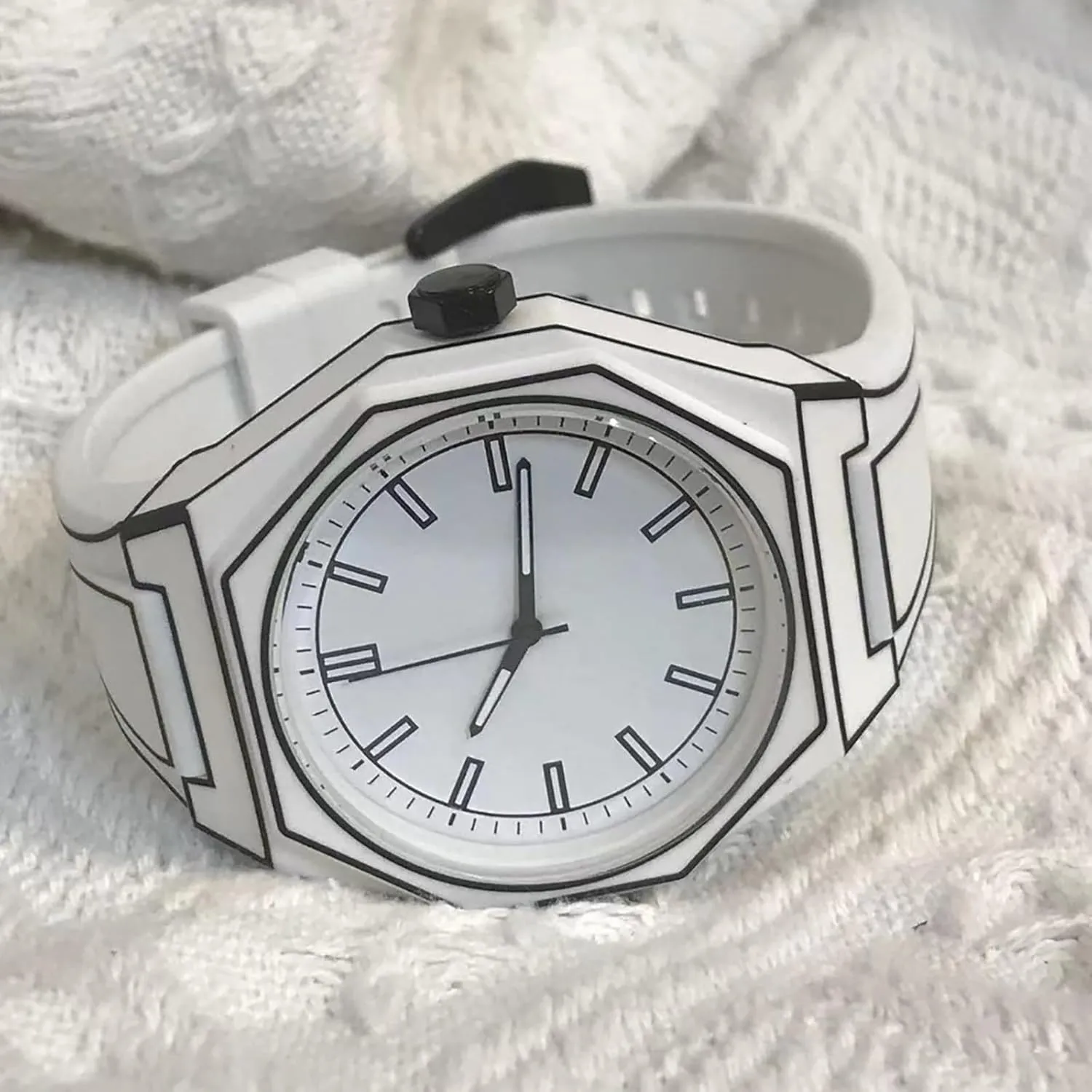 Black & White Anime Sports Men's Watch - Creative Sketch Design, Quartz Movement, Fashionable Watches for fourth slime rigid Men BESTKANG Minimalist 