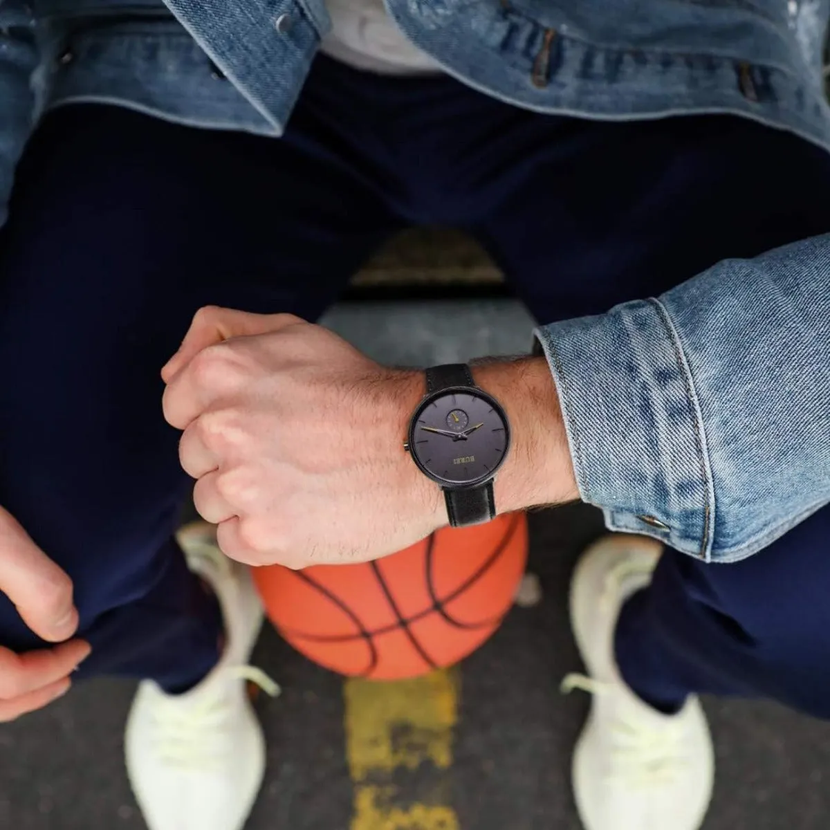 BUREI Men's Quartz Watch Black Minimalist Analog Ultra Thin Waist Watch Simple Style Stainless Steel Mesh Band