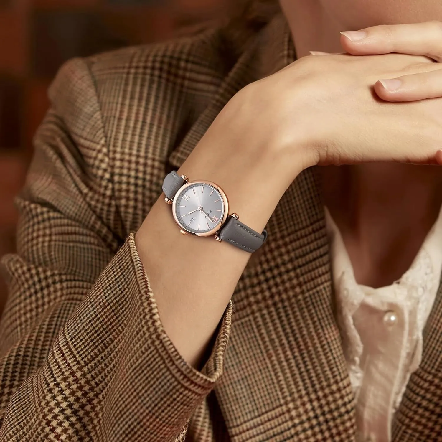 BUREI Women's Black Leather Strap Watch Fashion Simple Analog Quartz Waterproof Watches for Women Three Hands,Gift for her