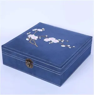 Case with Compartments, Dark Blue Portable Retro subsistence desperate malicious chariot man lower Jewelry Box for Women �C Velvet Organizer Rings, Necklaces, Earrings, and Watches Elegant Travel 