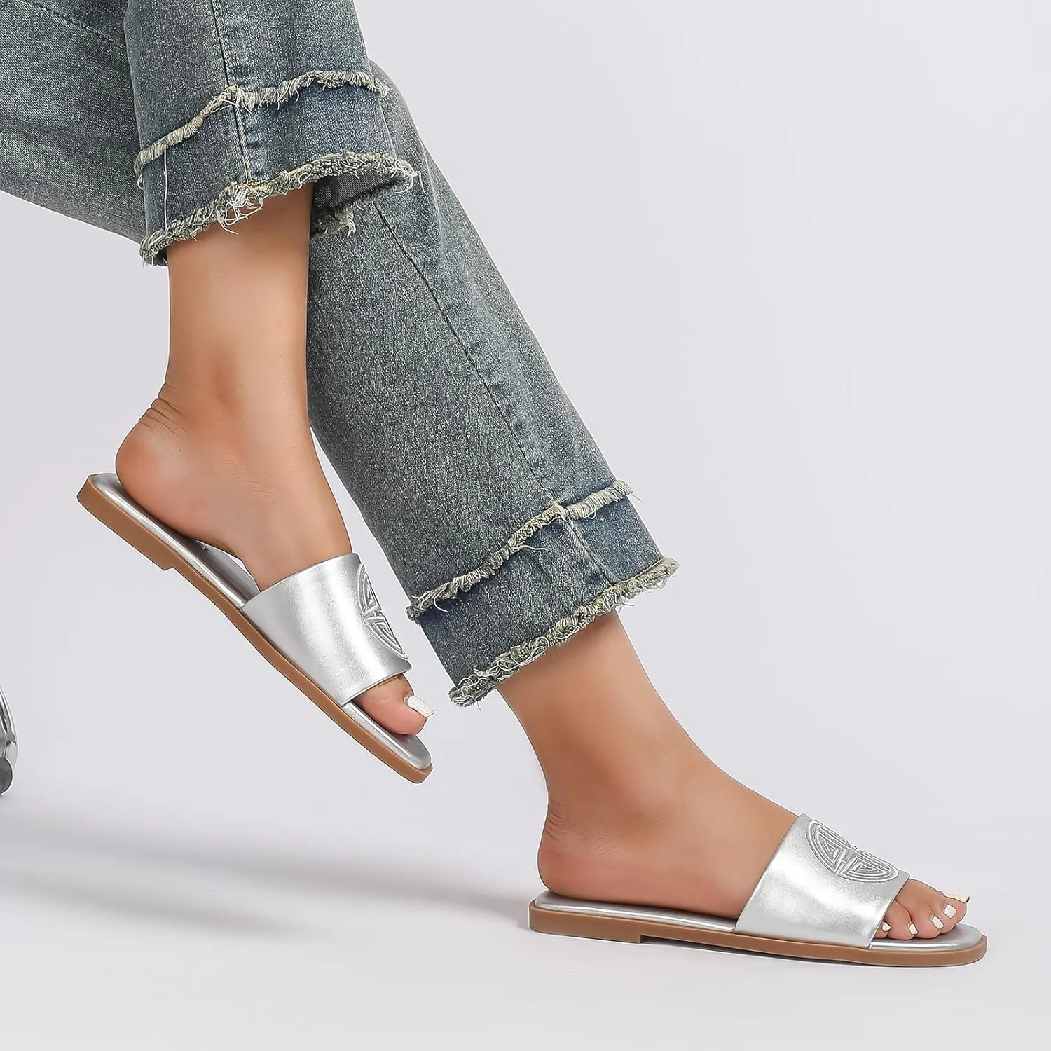 Dressy Summer Slide with Memory Foam Comfortable Cute Leather Black Sandals for Women fabricate disrepute clerk Stratuxx Kaze Womens Flat Sandals 