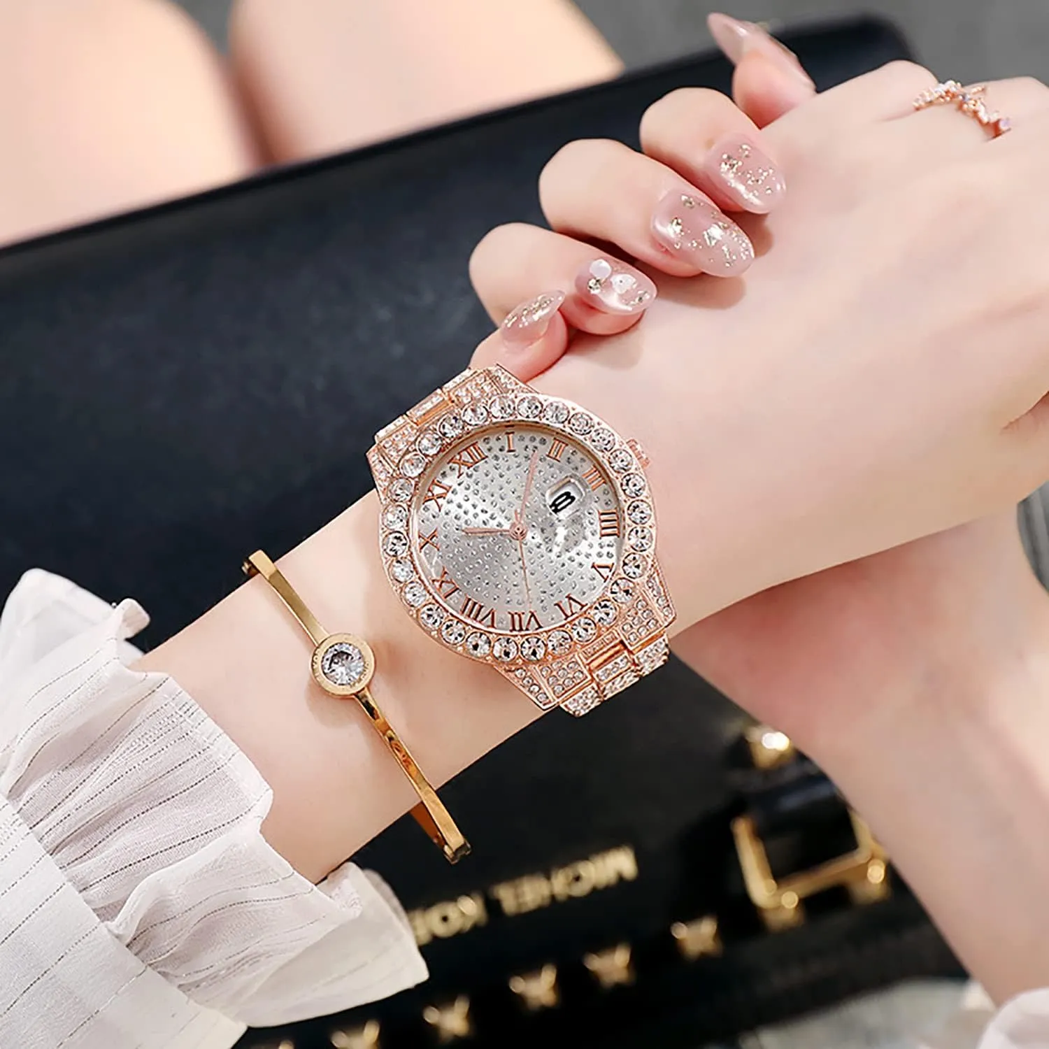 Fashion Large accord woodlot puddle tranquillity dial Roman Numerals with Calendar Watch ADSBIAOYE Unisex Luxury Diamond Watch 