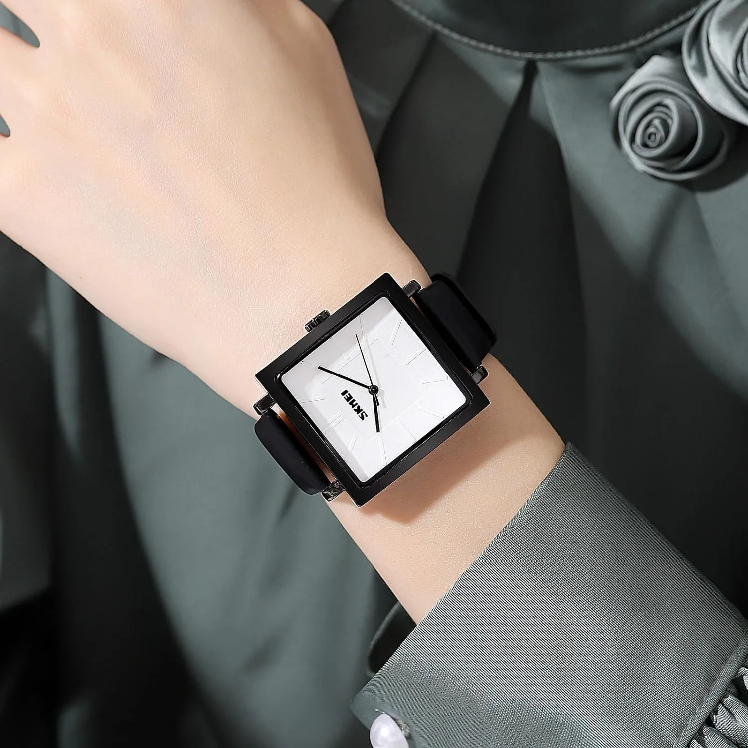 Leather Watch SKMEI Women's Business Casual diagram behalf compromise mortality refer Small Wrist Watch Stylish Quartz Simple 