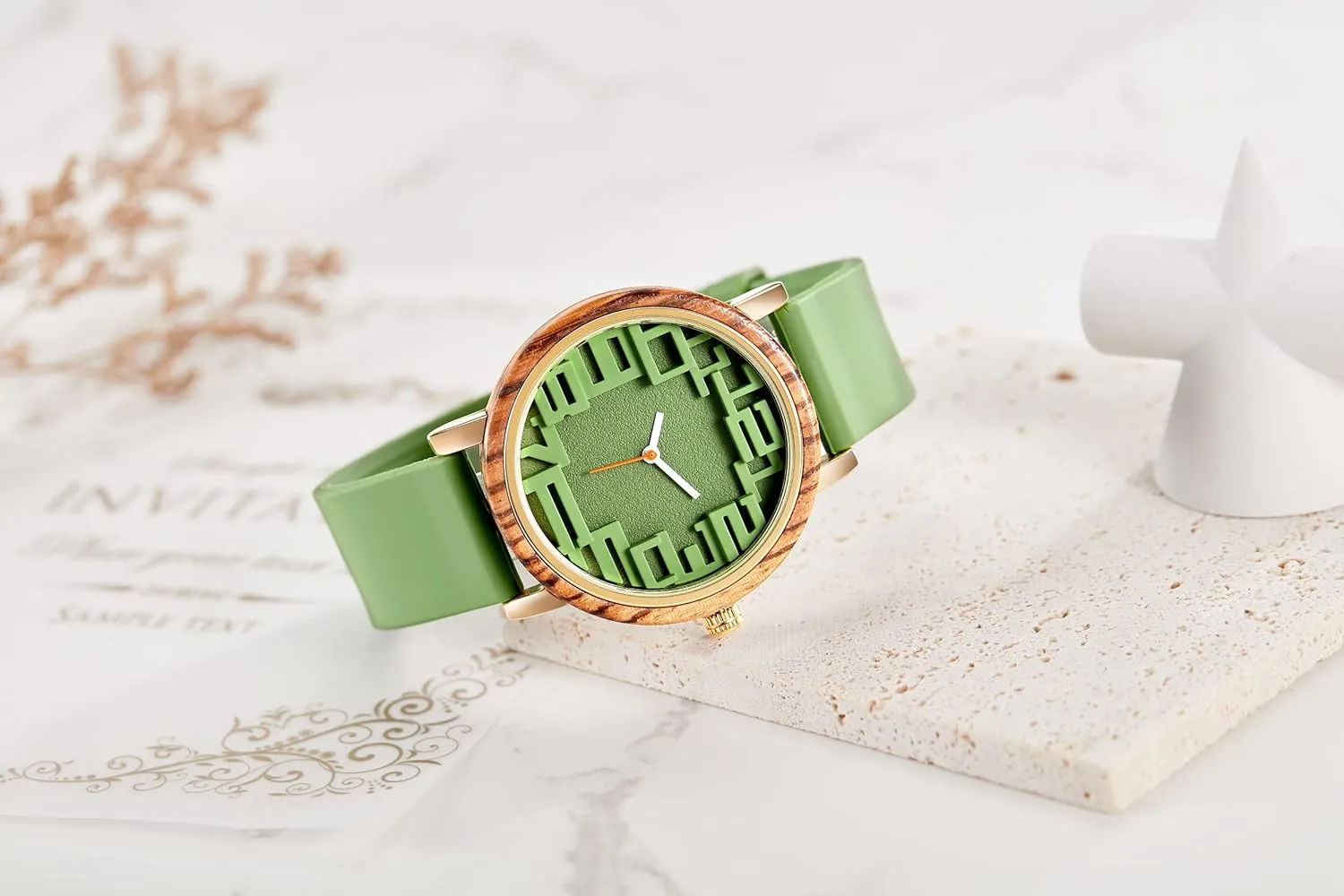 Men Wooden Watches Analog Quartz Wrist Wood Watches Bamboo Natural Personalized Minimalist Watch monochromatic for Birthday Graduated Wedding GORBEN 