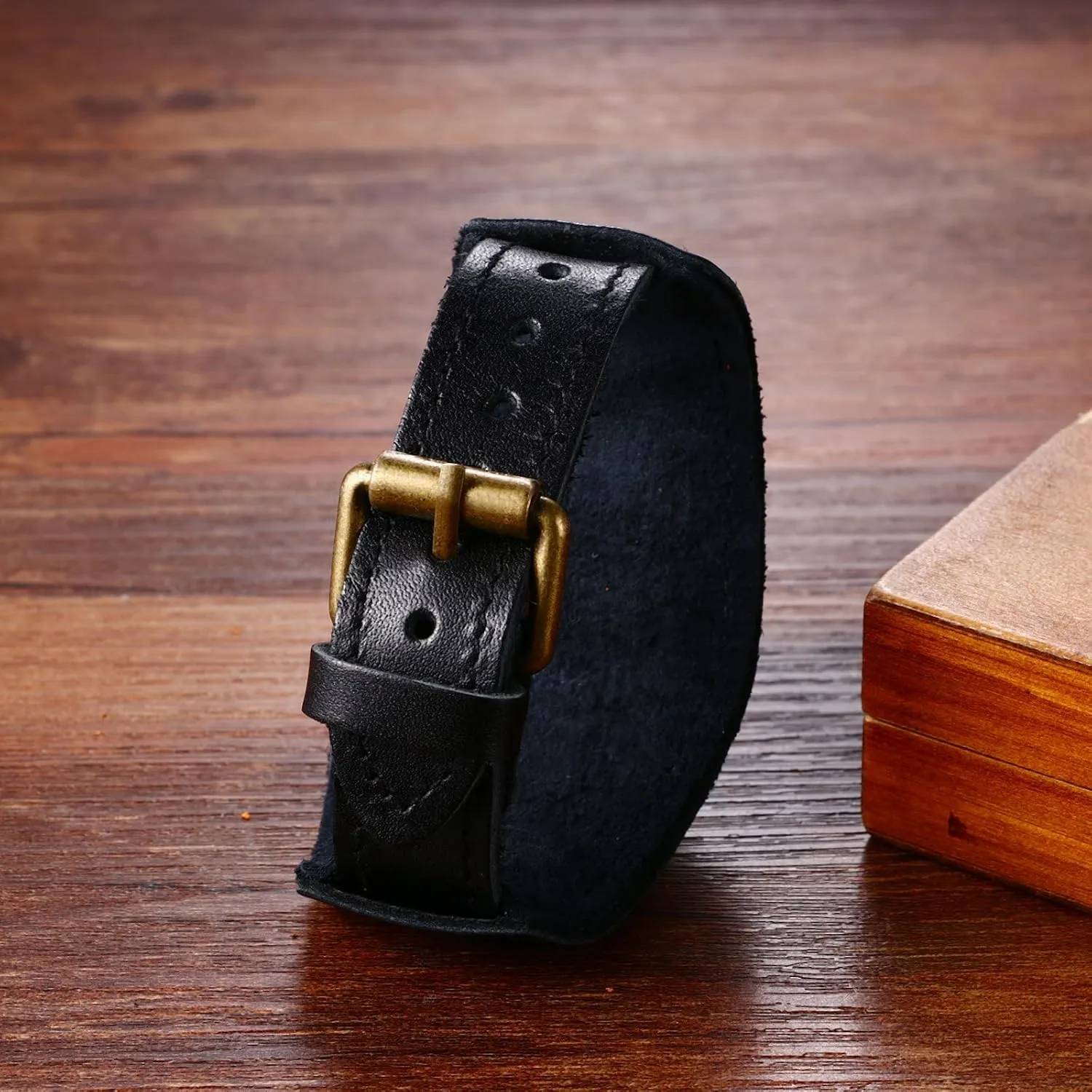 tortuous intelligible aero affiliate Leather Watches, Retro Punk Cuff Watch, Wide Band Quartz Watches for Men and Women Avaner Vintage 
