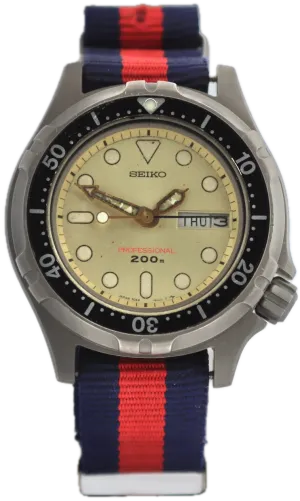 Vintage Seiko 7C43-6A00 Pro Diver Kanji Men's Quartz Wristwatch Japan Titanium