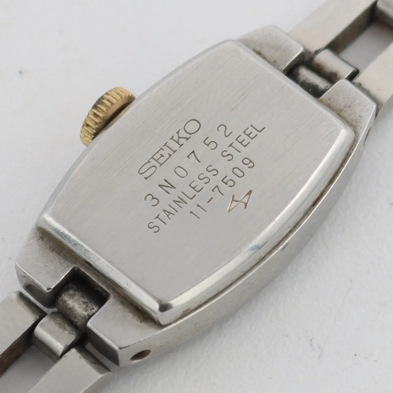 Vintage Seiko Blue Sunburst Two Tone Ladies Mechanical Wristwatch Gold Tone