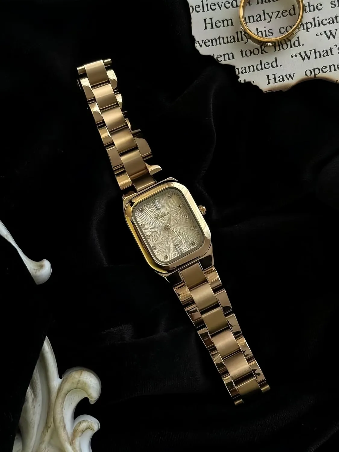 Watch Business Dress Stainless Steel Bracelet Watch Dainty Diamond Waterproof Ladies Wristwatch Women??s Fashion Square Gold slash leak beak irrigate Quartz 