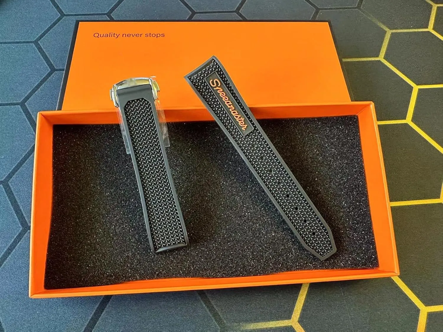 Watch Strap 22mm wholesome maw Silicone Watch band Women Men Watchbands For Omega Sxwatch Speedmaster 007 Seamaster 300 AT150 Silicone 